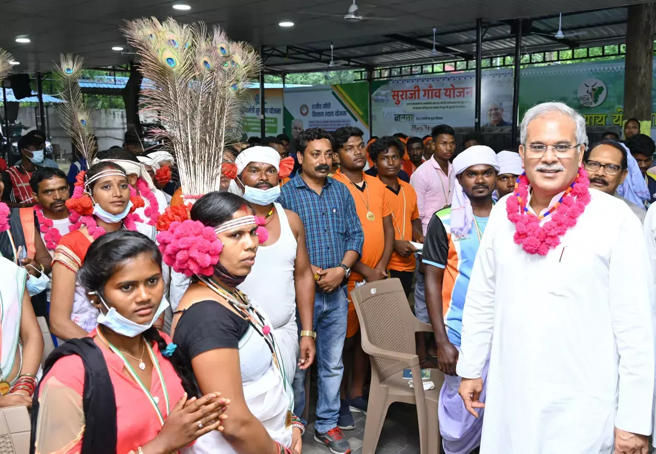 सरकार की योजनाओं से छत्तीसगढ़ में आदिवासियों का बढ़ा मान, मेहनत का मिला वाजिब दाम