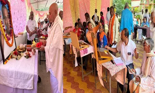 जनसेवा अभेद आश्रम चिटकवाईन में निशुल्क चिकित्सा शिविर और चश्मा वितरण शिविर सम्पन्न..