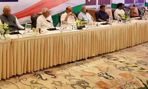 India Alliance Logo : इंडिया गठबंधन के लोगो का अनावरण फिलहाल के लिए टला