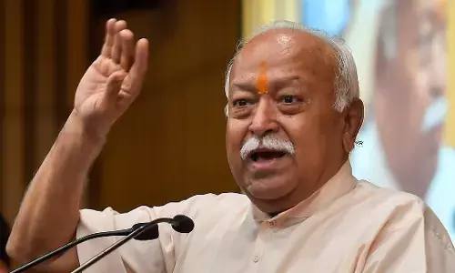 Mohan Bhagwat News: RSS प्रमुख मोहन भागवत का बयान- हिंदुस्तान एक हिंदू राष्ट्र है और सभी भारतीय हिंदू हैं