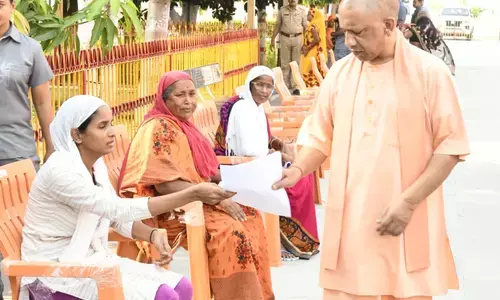 UP News Today : जनता की समस्याओं का निराकरण सरकार की प्राथमिकता : योगी