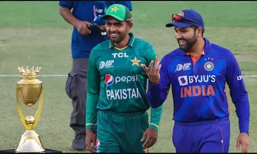 IND Vs PAK: टीम इंडिया ने टॉस जीतकर किया पहले बैटिंग का फैसला, देखें प्लेइंग इलेवन