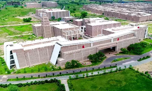 IIT News: आईआईटी ने विकसित की फंगस और वायरस को निष्क्रिय करने वाली डिवाइस