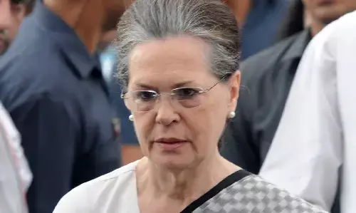 Sonia Gandhi Health Update: पूर्व कांग्रेस अध्यक्ष सोनिया गांधी की बिगड़ी तबीयत, दिल्ली के सर गंगा राम अस्पताल में भर्ती