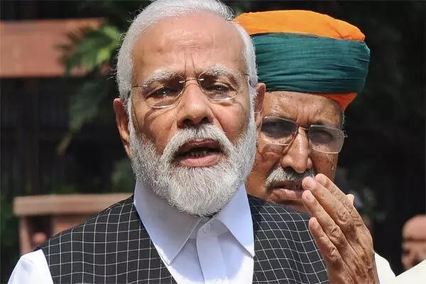 EXCLUSIVE : भारत के संविधान से इंडिया शब्द हटा सकती है सरकार, विशेष सत्र में आ सकता है बिल EXCLUSIVE : भारत के संविधान से इंडिया शब्द हटा सकती है सरकार, विशेष सत्र में आ सकता है बिल