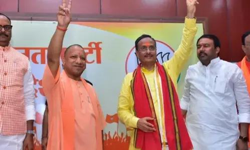 UP News Today: राज्यसभा के लिए डाक्टर दिनेश शर्मा ने किया नामांकन