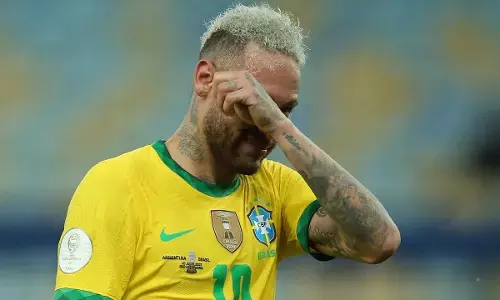 Antony : एक्स गर्लफ्रेंड के गंभीर आरोप के बाद, इस स्टार खिलाड़ी को राष्ट्रीय टीम से हटाया गया, जानिए क्या है पूरा माजरा...