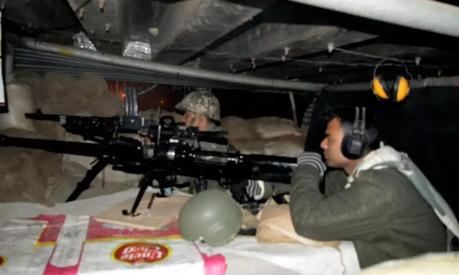 Poonch News Hindi: पुंछ में नियंत्रण रेखा पर घुसपैठ की कोशिश नाकाम, 2 आतंकी ढेर..सेना की कार्रवाई जारी