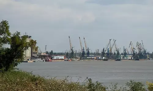 Russia Ukraine War: रूस ने यूक्रेन के डेन्यूब पोर्ट पर किया ड्रोन से हवाई हमला, बंदरगाह तबाह