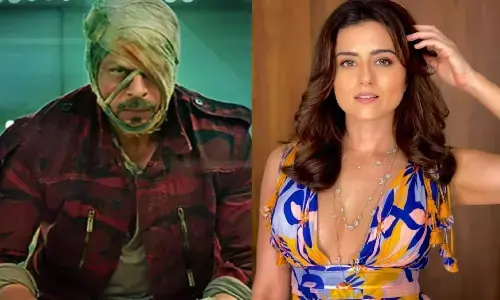 Riddhi Dogra News: जवान में शाहरुख के साथ काम करने को लेकर रिद्धि डोगरा ने कहा, ऐसा मौका जीवन में एक बार मिलता है