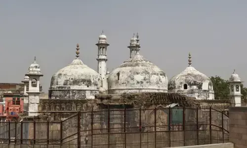 Gyanvapi Mosque Case: एआईएमसी ने डीएम से की ज्ञानवापी मस्जिद का सर्वेक्षण रोकने की मांग
