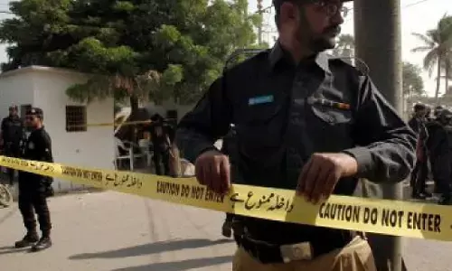 Pakistan News: खैबर पख्तूनख्वा में सुरक्षाबलों और आतंकवादियों के बीच हुई झड़प, 4 सैनिकों समेत 12 आतंकवादियों की मौत