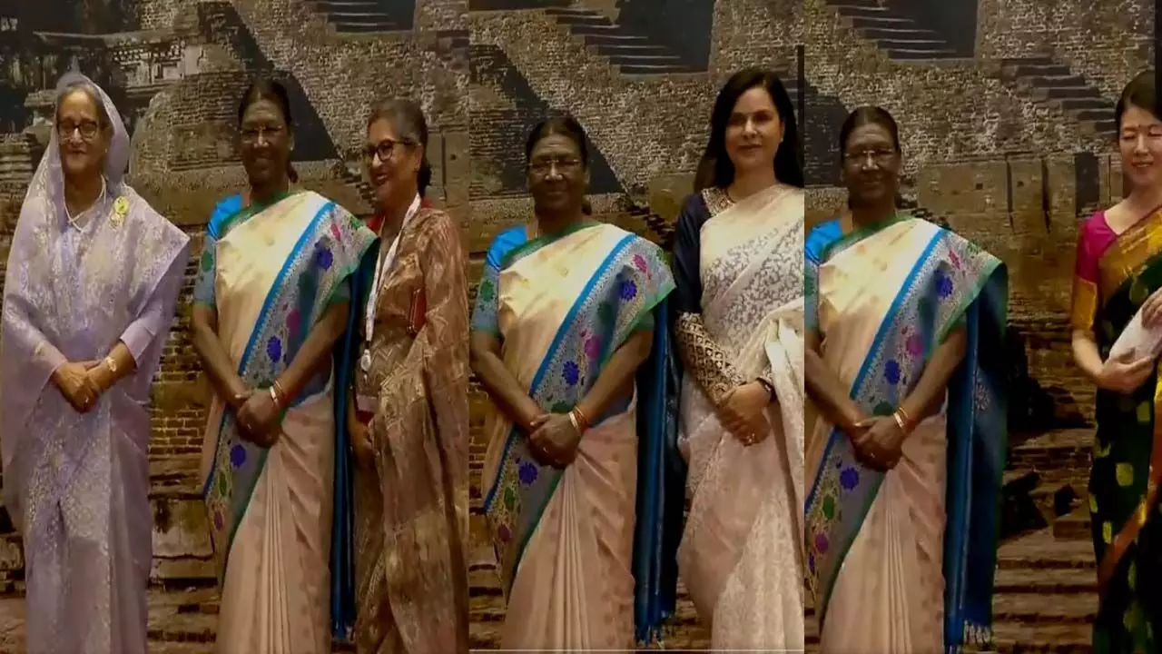 देखें Video: G 20 डिनर में विदेशी मेहमानों का देशी लुक, इन देशों के प्रधानमंत्रियों की पत्नियां नजर आईं साड़ी में...