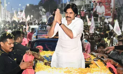 Pawan Kalyan News: पवन कल्याण के विमान को विजयवाड़ा के लिए उड़ान भरने की इज़ाज़त नहीं