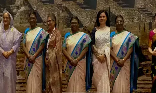 देखें Video: G 20 डिनर में विदेशी मेहमानों का देशी लुक, इन देशों के प्रधानमंत्रियों की पत्नियां नजर आईं साड़ी में...