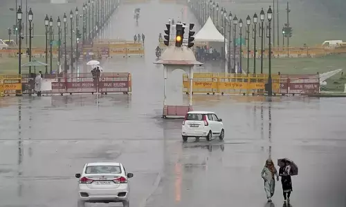 Weather Forecast 10 September 2023: दिल्ली-NCR में बारिश ने  गिराया तापमान, जानें अपने शहर का मौसम का हाल