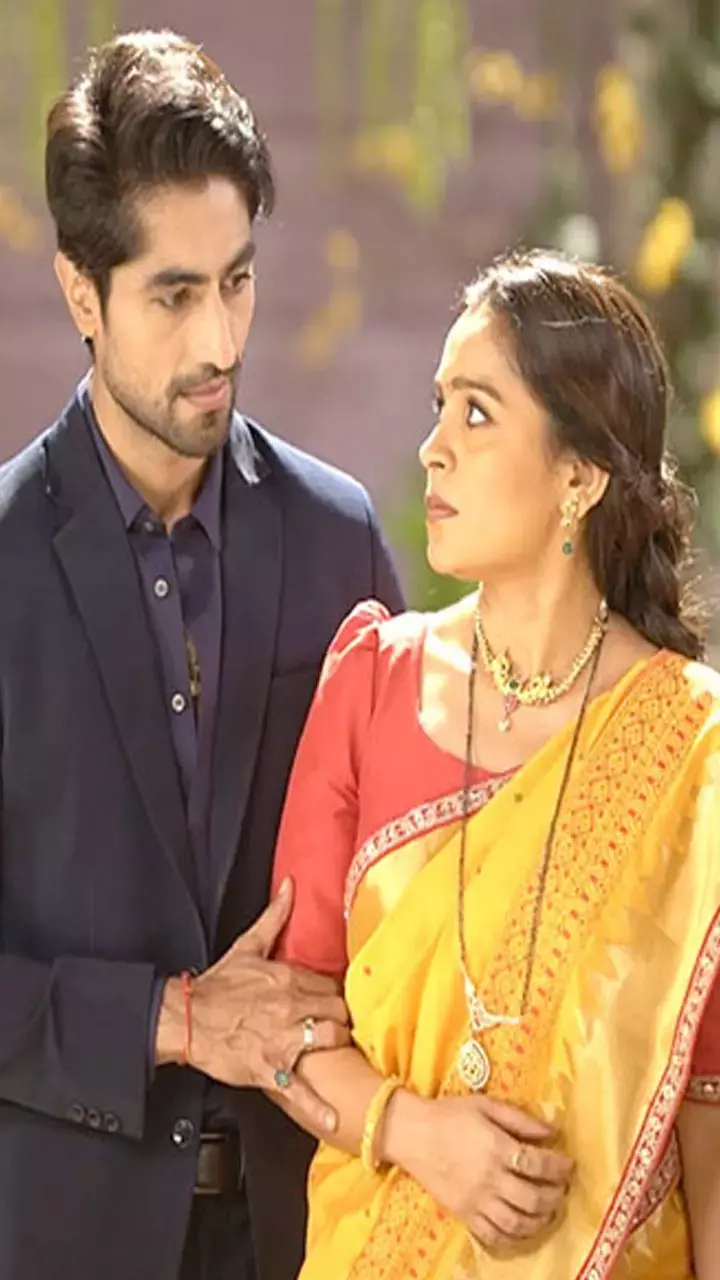 YRKKH 12 Sept 2023: मंजरी को देख मुंह मोड़ेगा अभिमन्यु, अक्षरा और अभिमन्यु का फिर होगा...