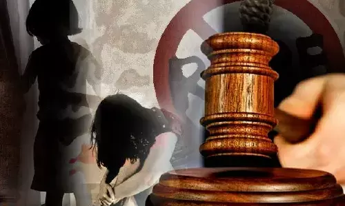 MP हाई कोर्ट ने सुनाया फैसला,लड़की के कंधे पर हाथ रखना, कपड़े खींचना, पॉक्सो मामले में गलत इरादे का सबूत