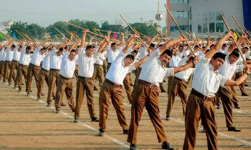 Kerala RSS Shakha: केरल के मंदिर में नहीं लगेगी RSS की शाखा, हाईकोर्ट ने लगाई रोक