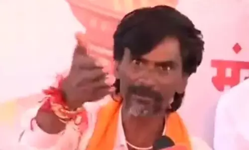 Manoj Jarange Patil News: मराठा आरक्षण की मांग पर अड़े मनोज जरांगे पाटिल भूख हड़ताल तोड़ने को राजी, सरकार के सामने रखीं ये मांगें
