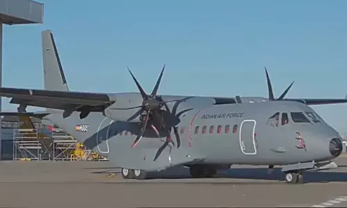 C 295 Aircraft Specifications: वायुसेना को बुधवार को मिलेगा पहला C-295 एयरक्राफ्ट, जानें खासियत