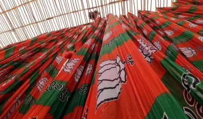 Suvendu Adhikari Blamed: सुवेंदु अधिकारी की सभा के लिए चंदा नहीं देने पर व्यापारी की पिटाई का आरोप