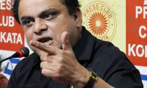 गुलाम चांसलर : बंगाल के शिक्षा मंत्री ने अंतरिम कुलपतियों को कहा गुलाम