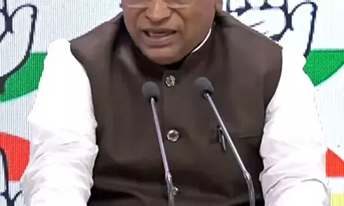 India Alliance News: पांच राज्यों में विधानसभा चुनावों पर चर्चा के लिए हैदराबाद में सीडब्ल्यूसी की बैठक: खड़गे