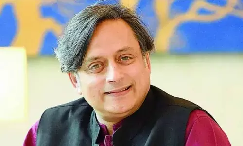 Shashi Tharoor: शशि थरूर का बड़ा बयान, कहा- सरकार समय से पहले करा सकती है लोकसभा चुनाव, हमें तैयार रहना होगा