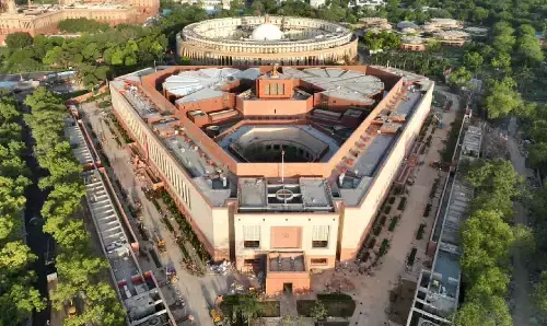 Parliament Session: सोमवार से शुरू हो रहा है संसद का विशेष सत्र, विपक्षी एकता से मोदी सरकार की बढ़ सकती है परेशानी