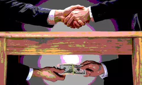 Jammu and Kashmir: जम्मू-कश्मीर में ACB ने रिश्वत लेते हुए पुलिसकर्मी को किया गिरफ्तार