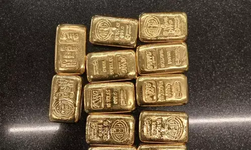 Gold Smuggler Arrest: चंडीगढ़ हवाई अड्डे पर 83 लाख रुपये सोने के साथ दो गिरफ्तार