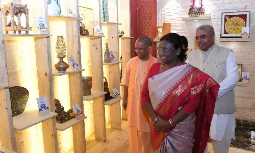 UP International Trade Show : हर घर जल गांव बना आकर्षण, सीएम योगी और राष्ट्रपति ने किया दौरा