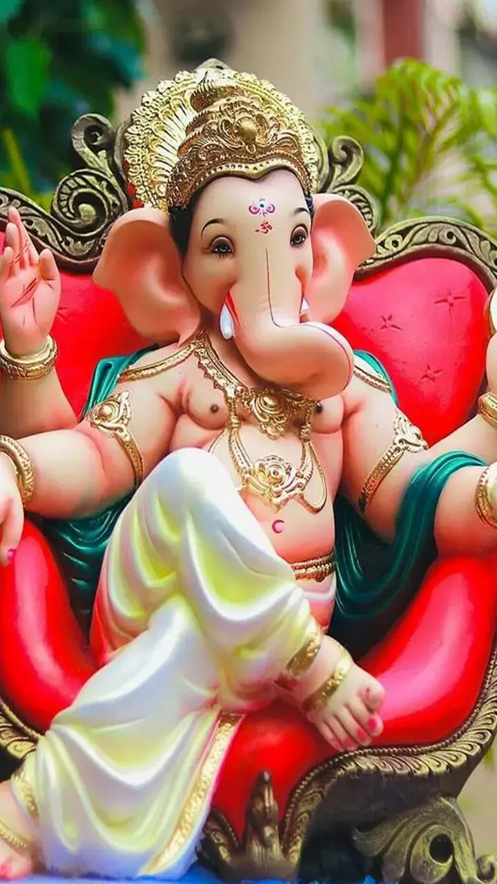 Ganesh Chaturthi Spoiler : कैसे पड़ा भगवान गणेश का नाम एकदंत, क्या था कारण, टूटे दांत से लिखी महाभारत...