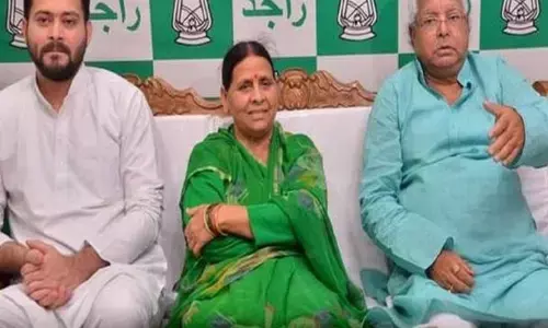 land for job: लालू परिवार हाजिर हो: लैंड फॉर जॉब में मामले कोर्ट ने किया तलब, बोली आरजेडी, खत्म होने वाला है मोदी और शाह का जॉब