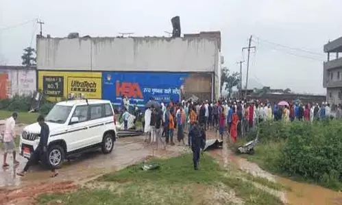 Aluminium Factory Blast: विस्फोट से एल्युमिनियम फैक्ट्री की उड़ी छत, दो मजदूरों की मौत