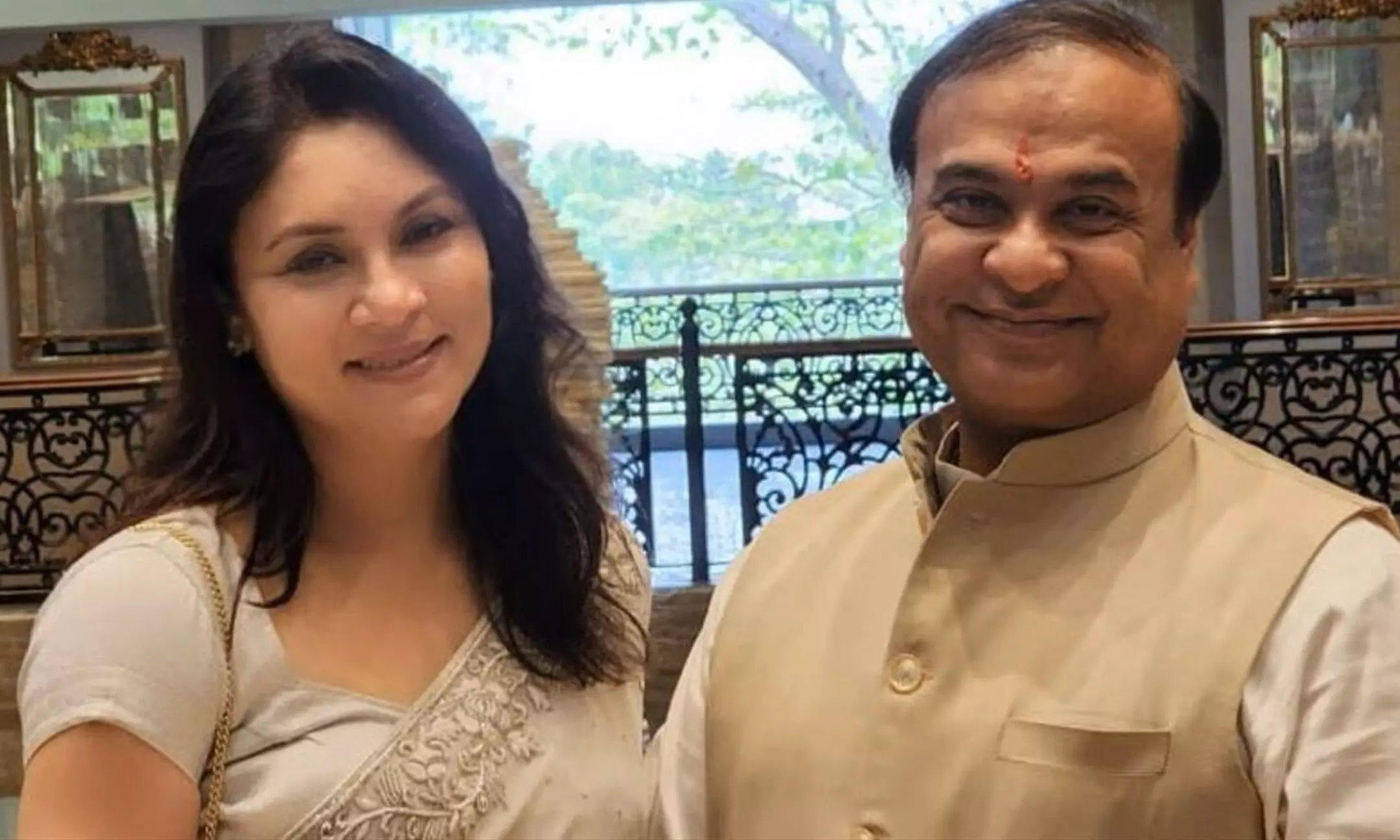 Himanta Biswa Sarma Wife: हिमंत बिस्वा सरमा की पत्नी ने गौरव गोगोई के खिलाफ 10 करोड़ की मानहानि का मुकदमा किया, जानिए मामला Himanta Biswa Sarma Wife: हिमंत बिस्वा सरमा की पत्नी ने गौरव गोगोई के खिलाफ 10 करोड़ की मानहानि का मुकदमा किया, जानिए मामला