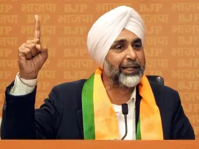 Punjab News: पंजाब के पूर्व वित्त मंत्री मनप्रीत बादल समेत 5 पर केस दर्ज