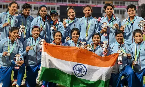 Asian Game 2023 : भारत ने जीते दो स्वर्ण पदक, क्रिकेट जगत के दिग्गजों ने भारतीय महिला टीम की सराहना कर बधाई दी.....