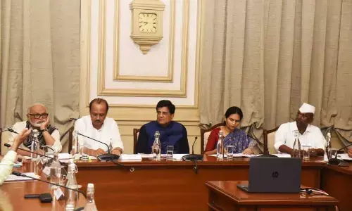 Maharashtra News: महाराष्ट्र में प्याज व्यापारियों का संकट बरकरार, शुक्रवार को नई दिल्ली में होगी अगली बैठक