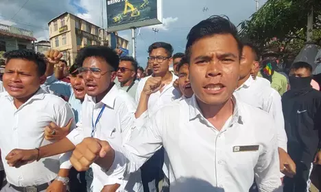 Manipur Student Murder: छात्रों की हत्या की जांच में तेजी लाने के लिए पहुंची CBI की विशेष टीम