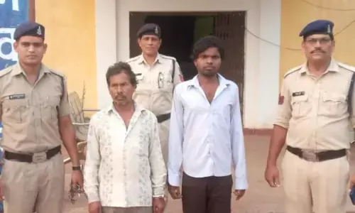 Janjgir-Champa News: गैंगरेप करने वाले दो आरोपी गिरफ्तार...घर घुसकर दिया था घटना को अंजाम...