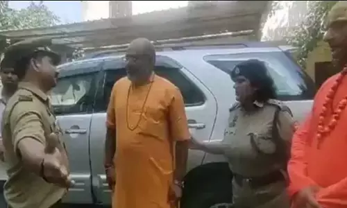 Yeti Narasimhanand News: यति नरसिंहानंद गिरी के बिगड़े बोल, कहा- रावण से बड़ा नहीं है योगी, Video हुआ वायरल