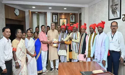 Bastar Dussehra: CM को बस्तर दशहरा पर्व में शामिल होने का आमंत्रण...