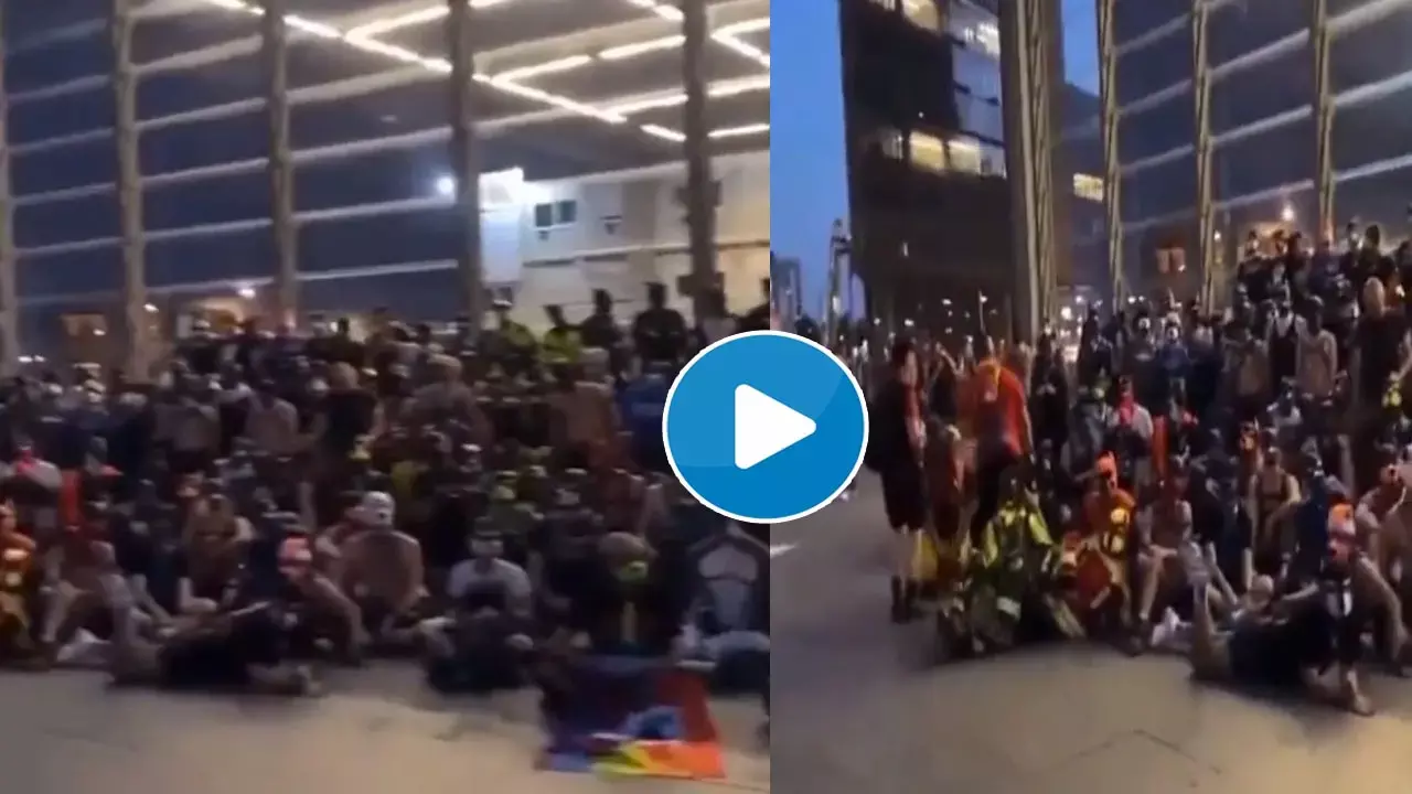 Viral Video: इंसान नहीं कुत्ते हैं?... सड़कों पर भौंकते हुए उतरी हजारों की भीड़, वायरल VIDEO ने मचाया हड़कंप...