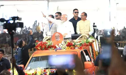 MP News: प्रधानमंत्री  मोदी ने ग्वालियर से प्रदेश को दीं 19 हजार करोड़ की सौगात, बोले-मध्यप्रदेश को देश के प्रथम तीन शीर्ष राज्यों में लायेंगे