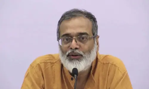 News Click Raid: पत्रकारों के बाद न्यूज क्लिक के Founder प्रबीर पुरकायस्थ अरेस्ट