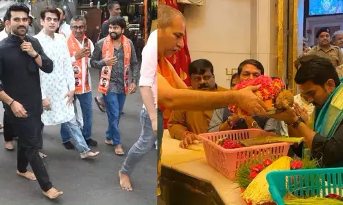 Ram Charan Siddhivinayak Temple: राम चरण पहुंचे मुबंई के सिद्धिविनायक मंदिर, तिलक लगाकर की पूजा अर्चना
