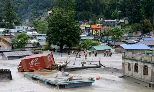 Sikkim Floods News: सिक्किम में बाढ़ ने मचाई तबाही, अब तक 44 की मौत, 142 लापता