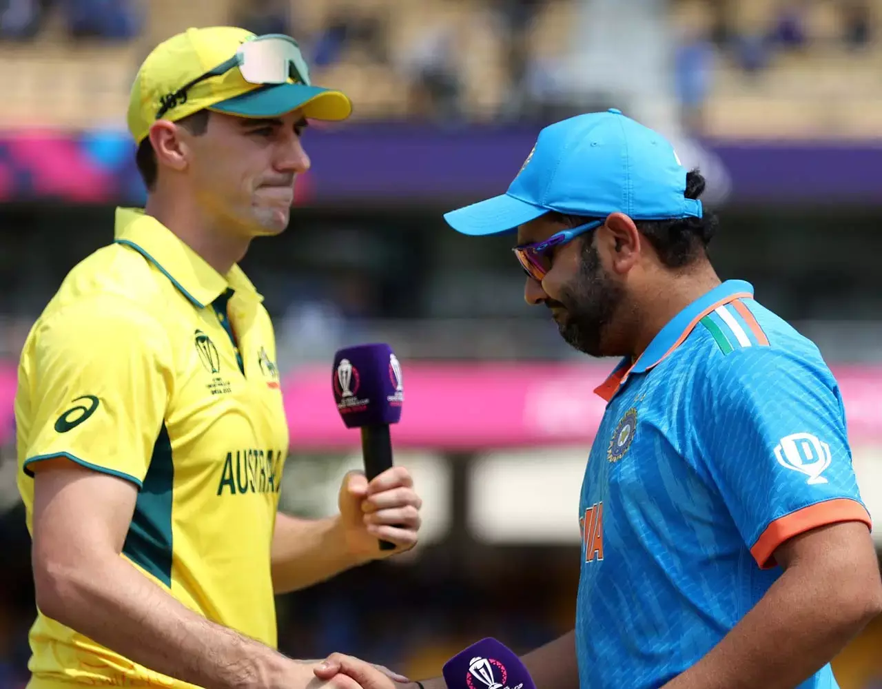 IND vs AUS, ICC World Cup 2023 : ऑस्ट्रेलियाई टीम ने टॉस जीतकर बल्लेबाजी चुनी, गिल की जगह ईशान करेंगे ओपनिंग...